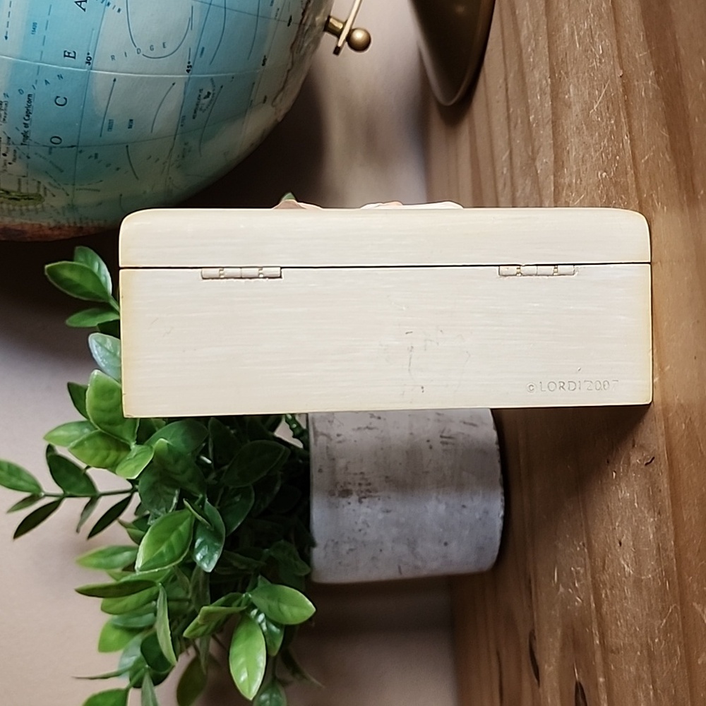 2007 Willow Tree Keepsake memory box - Picture 2 of 13